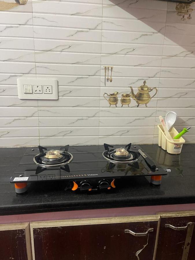 White Home Service Apartment 2Bhk Madurai Extérieur photo